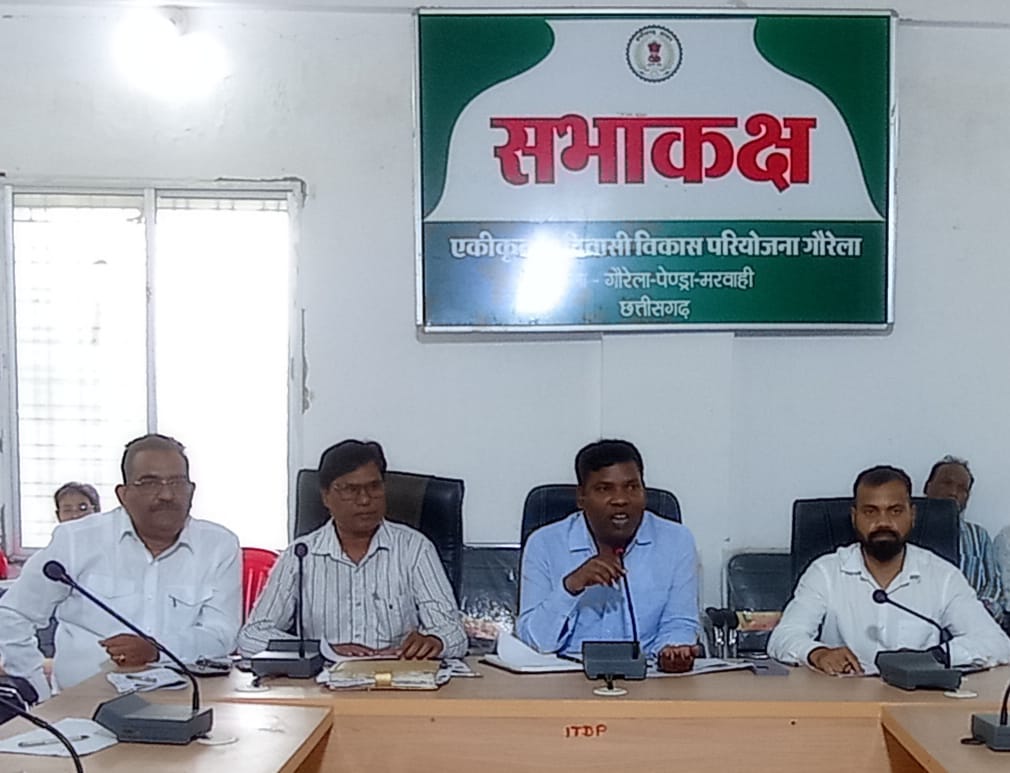 जाति प्रमाण पत्र बनवाने के मामले में जिसकी भी लापरवाही होगी उसे इस माह वेतन नहीं मिलेगा – एसडीएम अमित बेक…,जाति प्रमाण पत्र बनवाने का काम हर हाल में सितंबर माह में पूरा करने का निर्देश दिया है कलेक्टर ने…,जाति प्रमाणपत्र की प्रगति के संबंध में प्राचार्य एवं प्रधान पाठकों की बैठक में दिए गए कड़े निर्देश…